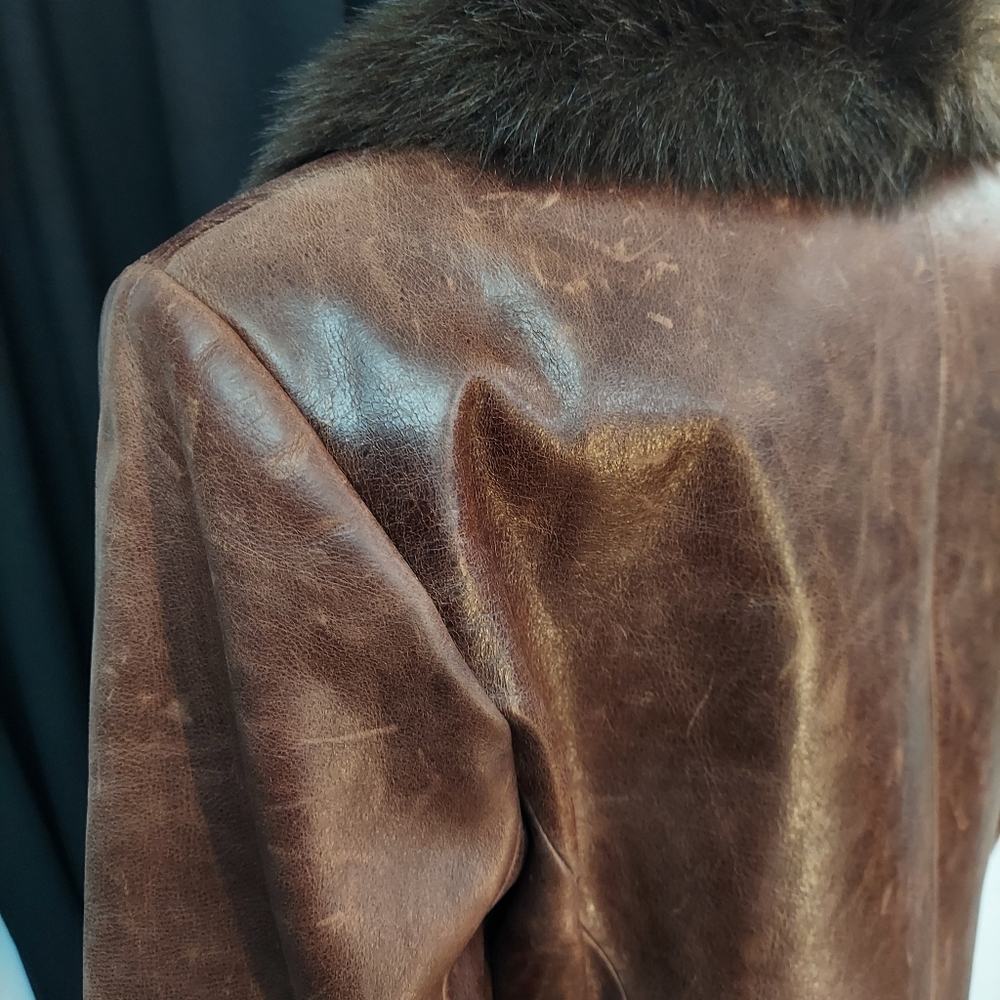 Guess Brown Leather Jacket with Faux Fur Collar - Picture 13 of 15